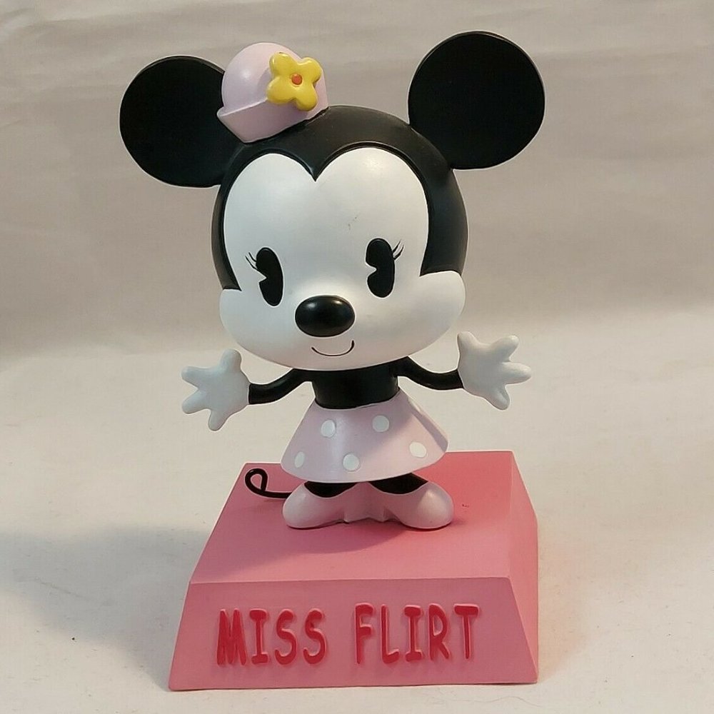 Disney Store Exclusive, Miss Flirt, Minnie Mouse Resin Figurine on stand 4.5"